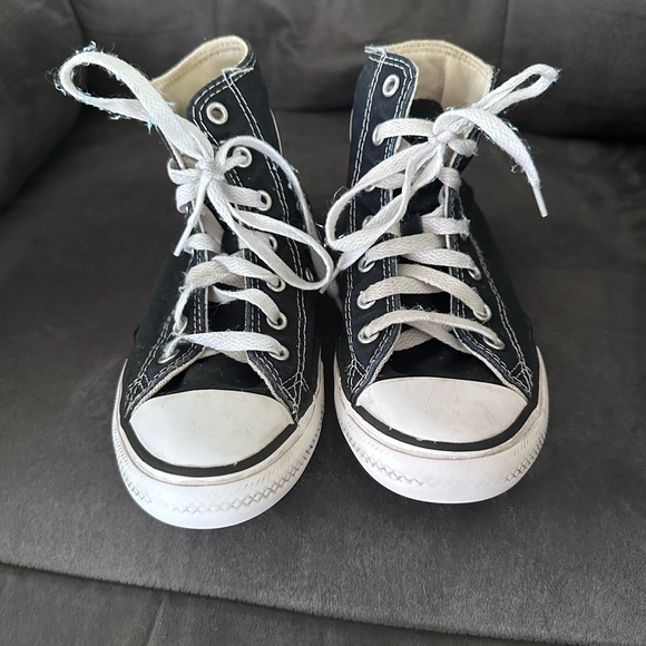 Converse Other - Converse Allstars Chuck Taylor Black Hi Tops kids 2.5 youth